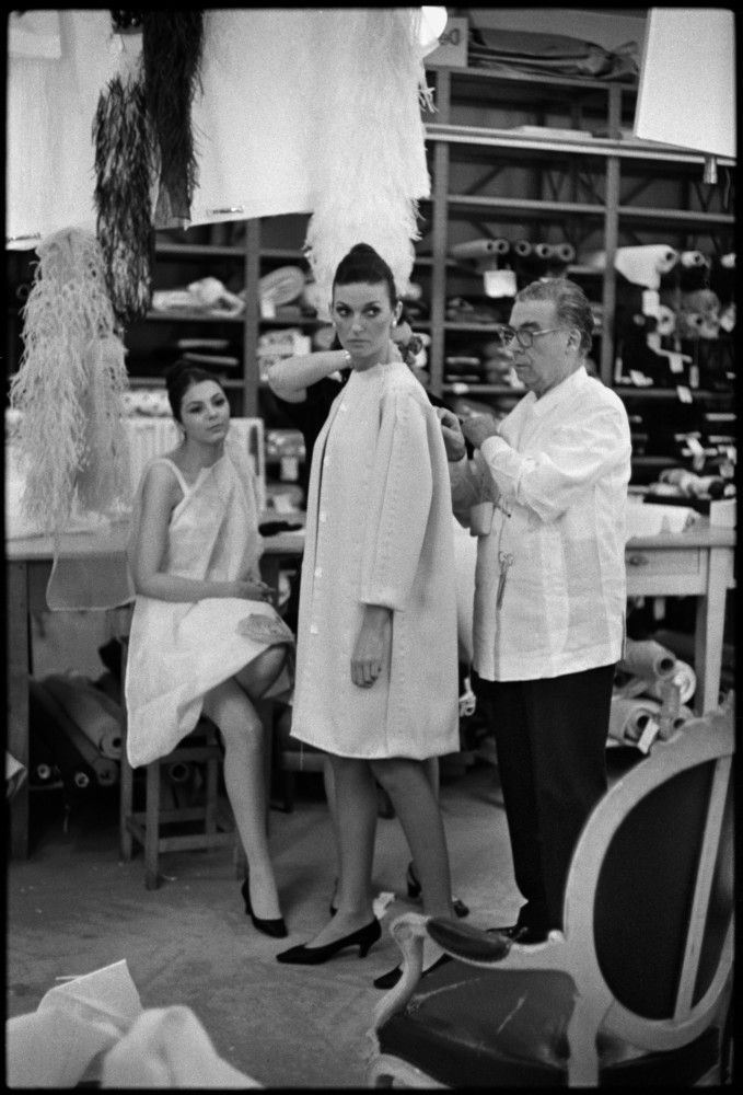 Cristóbal Balenciaga – Maestrul Tăcerii, Arhitectul Formei și Misterul Spaniol 7 balenciaga112